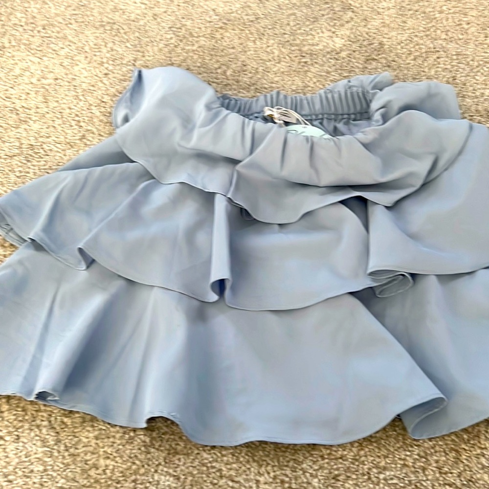 Ruffle skirt